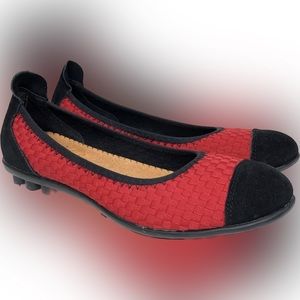 NWOT BM Bernie mev. Red & black woven flats sz 39